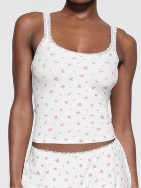 SKIMS Soft Lounge Lace Tank Top Neon Orchid Rose Print in PINK